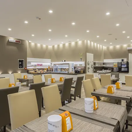Mistral Hotel 3*