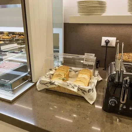Hotel Mistral Milan