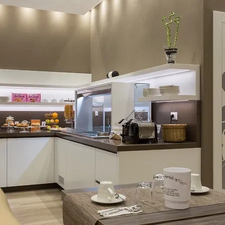 Hotel Mistral Milan